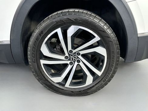 Used 2021 Volkswagen Atlas SEL Premium image 35