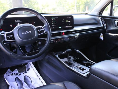 Used 2025 Kia Sorento S w/ Panoramic Sunroof Package FWD image 25