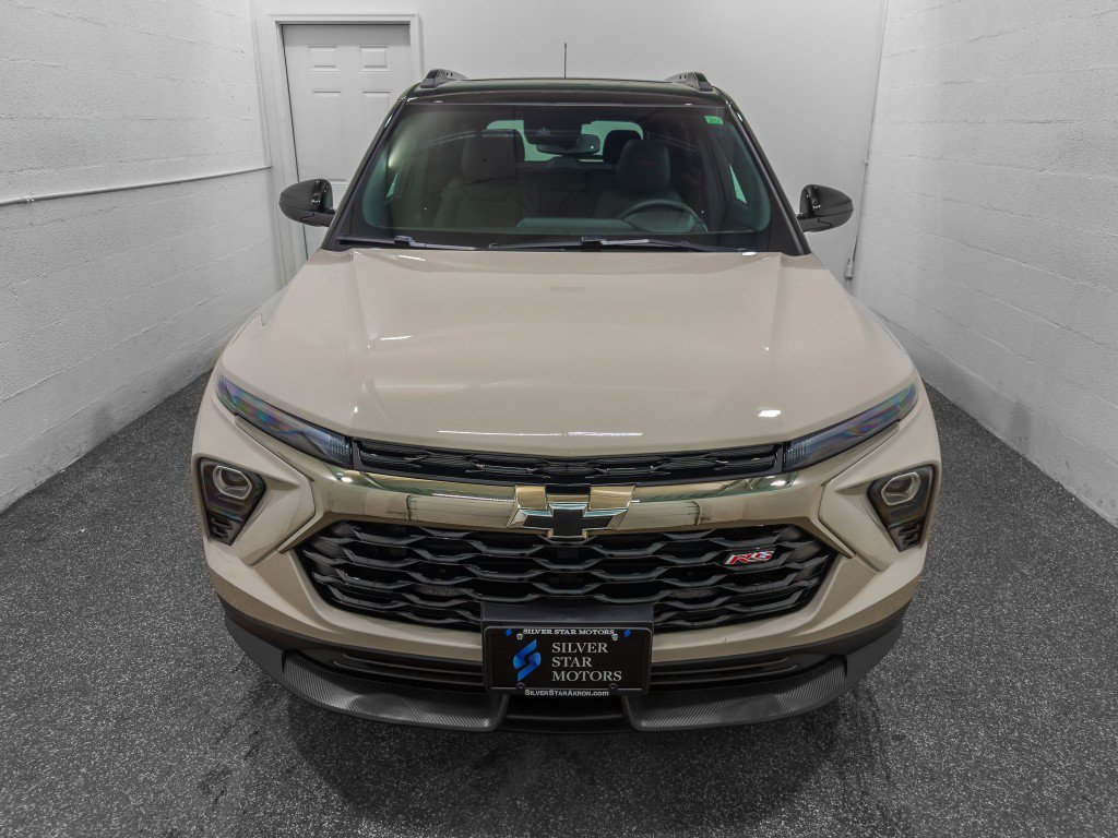Used 2026 Chevrolet TrailBlazer RS w/ Convenience Package AWD/4WD image 3