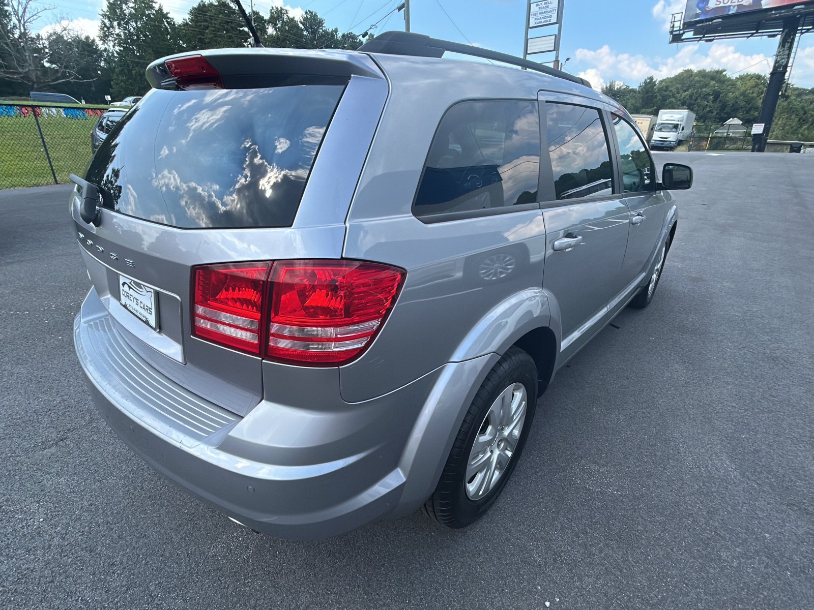 Used 2020 Dodge Journey SE FWD image 5