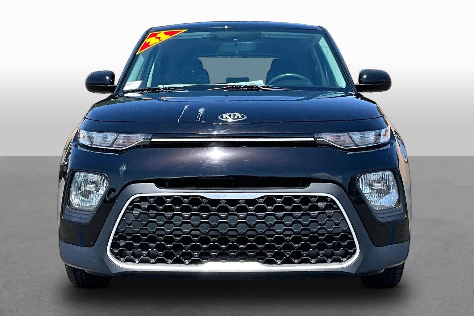 Used 2021 Kia Soul LX FWD image 3