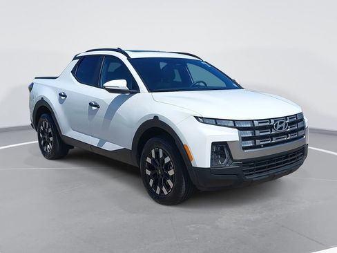 Certified 2025 Hyundai Santa Cruz SEL image 3