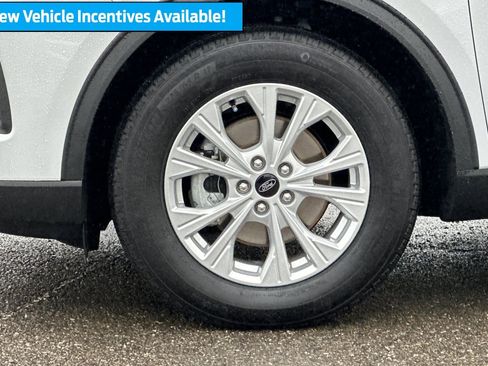 Used 2025 Ford Escape Active w/ Cold Weather Package image 27