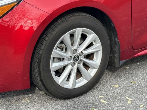 Used 2024 Toyota Corolla SE image 7