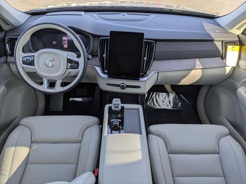 New 2026 Volvo XC90 B6 Ultra w/ Protection Package image 11