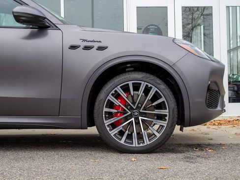 New 2025 Maserati Grecale Modena image 5