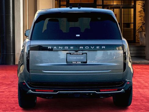 New 2025 Land Rover Range Rover SE image 5