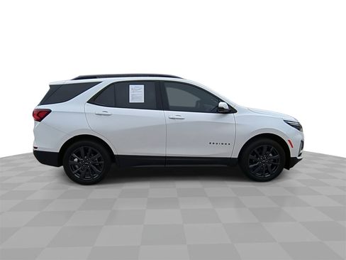 Certified 2023 Chevrolet Equinox RS w/ RS Leather Package image 9