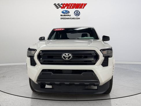 Used 2024 Toyota Tacoma SR RWD image 13