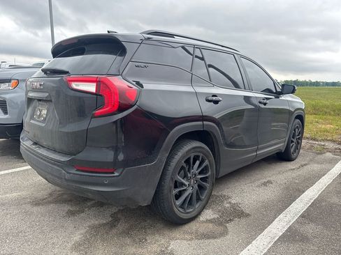 Used 2023 GMC Terrain SLT w/ Elevation Edition FWD image 4