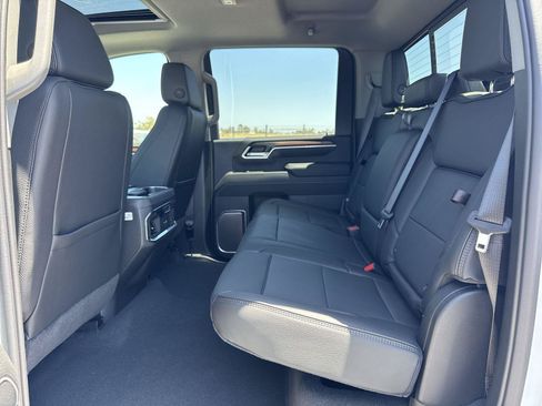 New 2026 GMC Sierra 2500 Denali w/ Denali Reserve Package AWD/4WD image 25