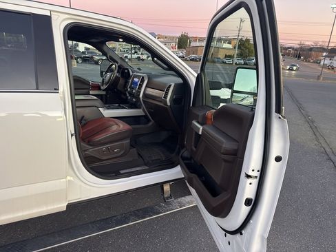 Used 2021 Ford F250 King Ranch w/ King Ranch Ultimate Package image 28