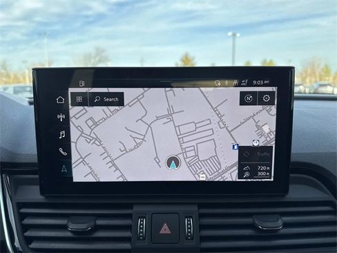 Used 2023 Audi Q5 2.0T Prestige w/ Prestige Package image 18