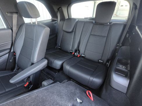 Used 2024 Mercedes-Benz GLS 450 4MATIC image 34