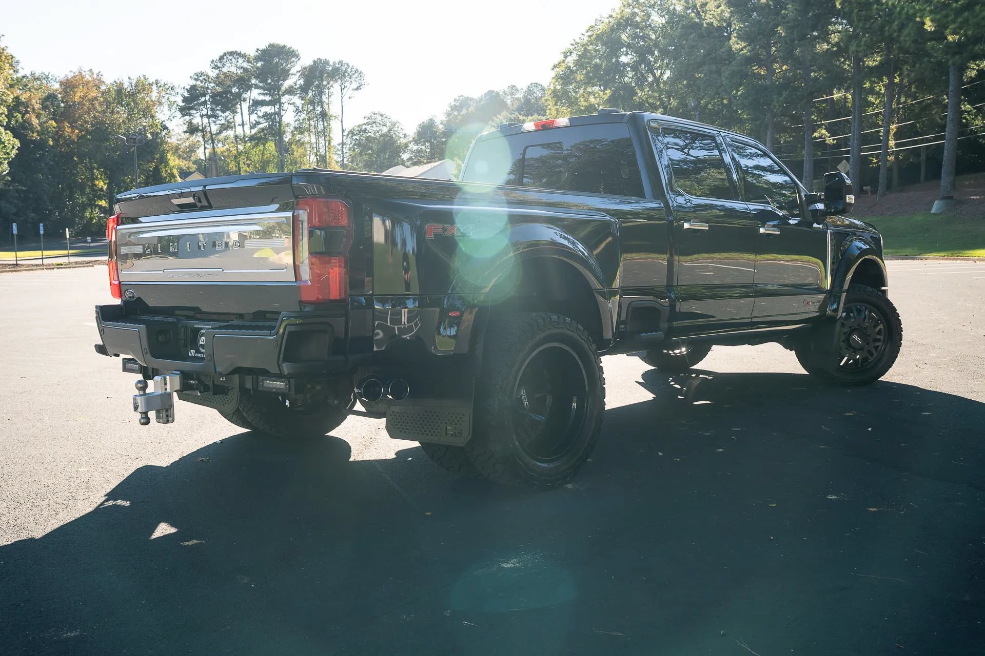Used 2024 Ford F450 Limited w/ FX4 Off-Road Package AWD/4WD image 2
