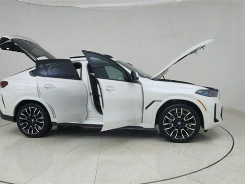 Used 2024 BMW X6 xDrive40i w/ Premium Package image 77
