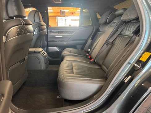 Used 2024 Genesis G90 3.5T AWD/4WD image 20