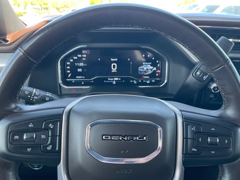 Used 2025 GMC Sierra 3500 Denali w/ Denali Reserve Package AWD/4WD image 13