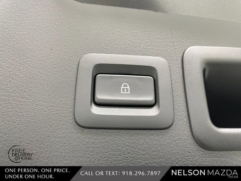 New 2026 MAZDA MAZDA3 2.5 S Hatchback w/ Premium Pkg image 41