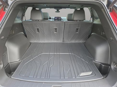 Used 2023 Chevrolet Blazer RS w/ Driver Confidence II Package image 15