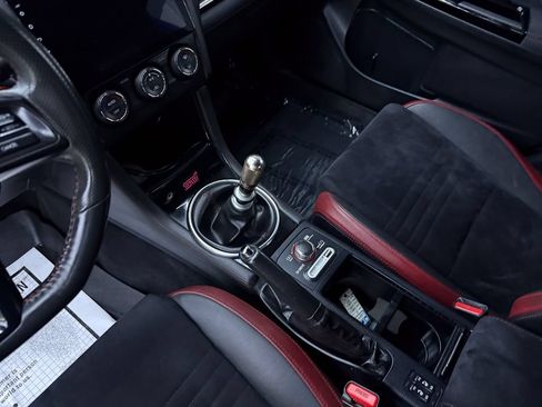 Used 2019 Subaru WRX STI AWD/4WD image 13