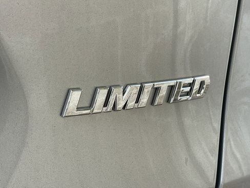 Used 2025 Toyota RAV4 Limited image 12