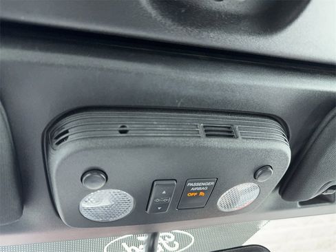 Used 2018 Ford Mustang Premium image 37