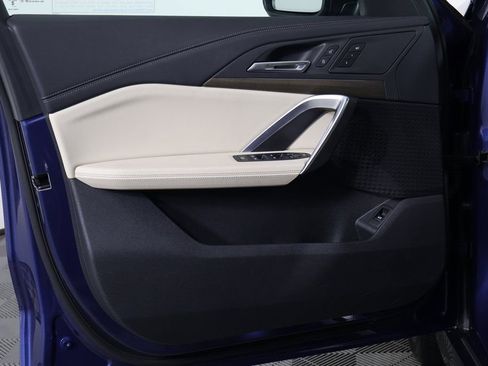 Used 2025 BMW X1 xDrive28i w/ Convenience Package image 12