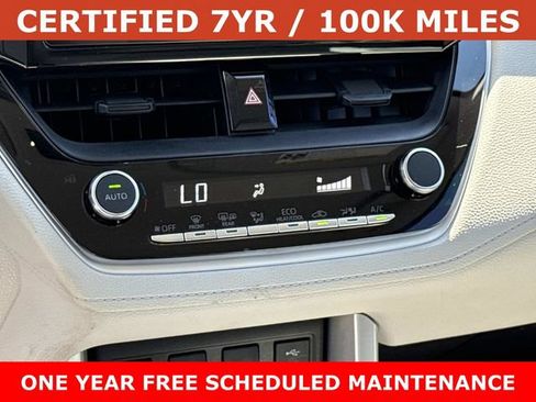 Used 2025 Toyota Corolla Cross LE FWD image 21