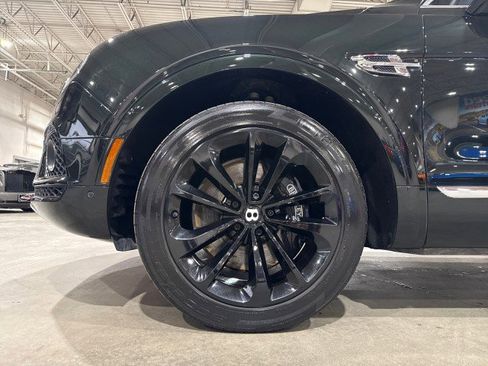 Used 2017 Bentley Bentayga W12 Touring Spec $252K MRP image 19