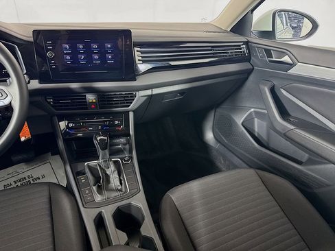 Used 2025 Volkswagen Jetta S image 26
