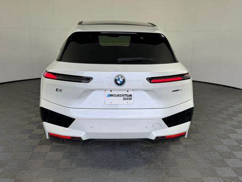 Used 2023 BMW iX xDrive50 w/ Premium Package AWD/4WD image 10