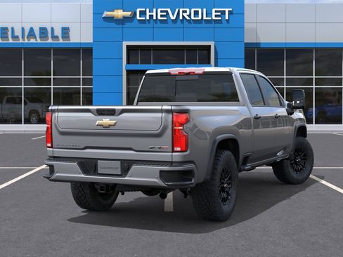 New 2026 Chevrolet Silverado 2500 ZR2 AWD/4WD image 4