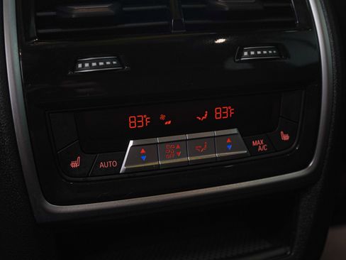 Used 2024 BMW X5 xDrive40i w/ M Sport Package image 23