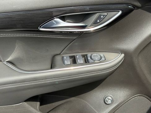 Used 2022 Buick Envision Preferred FWD image 11