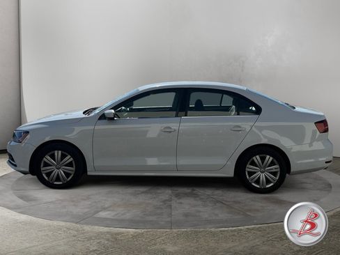 Used 2017 Volkswagen Jetta S FWD image 4