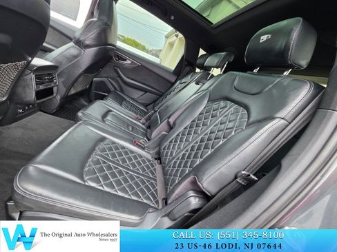 Used 2021 Audi SQ7 Premium Plus w/ Driver Assistance Package AWD/4WD image 14