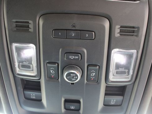 Used 2023 Cadillac Escalade ESV Sport AWD/4WD image 21