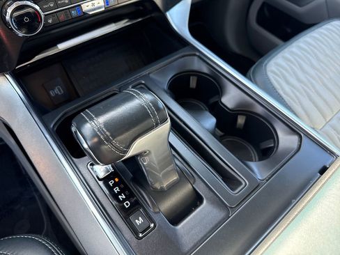 Used 2022 Ford F150 Limited image 27