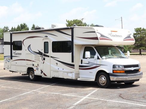 Used 2015 Chevrolet Express 4500 w/ RV Package RWD image 52