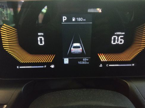 Used 2025 Kia K4 FWD image 23