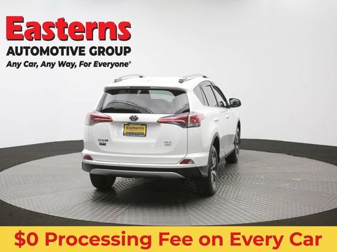 Used 2018 Toyota RAV4 XLE AWD/4WD image 41