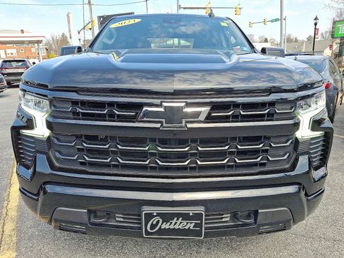 Used 2023 Chevrolet Silverado 1500 RST w/ Z71 Off-Road Package image 8