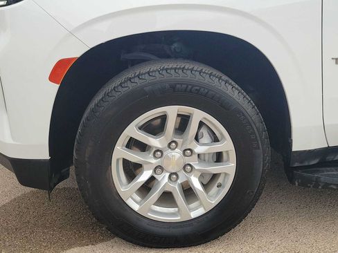 Used 2023 Chevrolet Tahoe LS RWD image 12