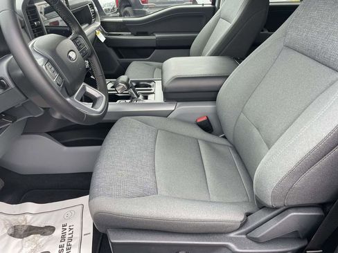 Used 2025 Ford F150 Lightning XLT image 13