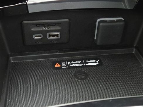 Used 2023 Buick Envision Avenir image 9