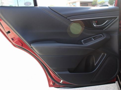 Used 2020 Subaru Outback Limited image 18