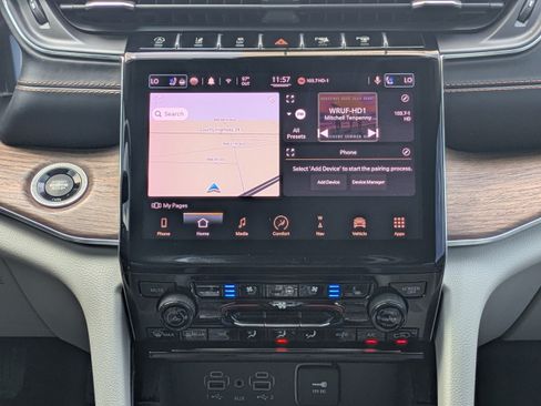 Used 2021 Jeep Grand Cherokee L Summit w/ Luxury Tech Group V AWD/4WD image 20