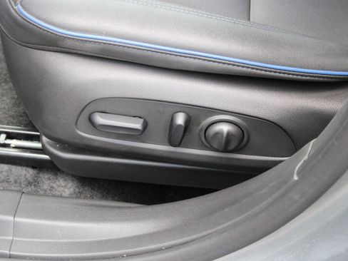 Used 2024 Buick Envista Sport Touring w/ Convenience I Package FWD image 13