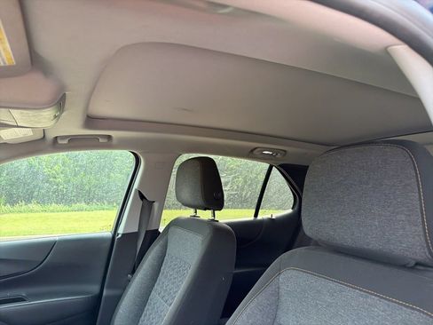 Used 2022 Chevrolet Equinox LT FWD image 15